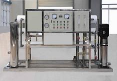 選購優(yōu)質(zhì)桶裝純凈水灌裝線，選擇可靠凈水設(shè)備廠的重要性